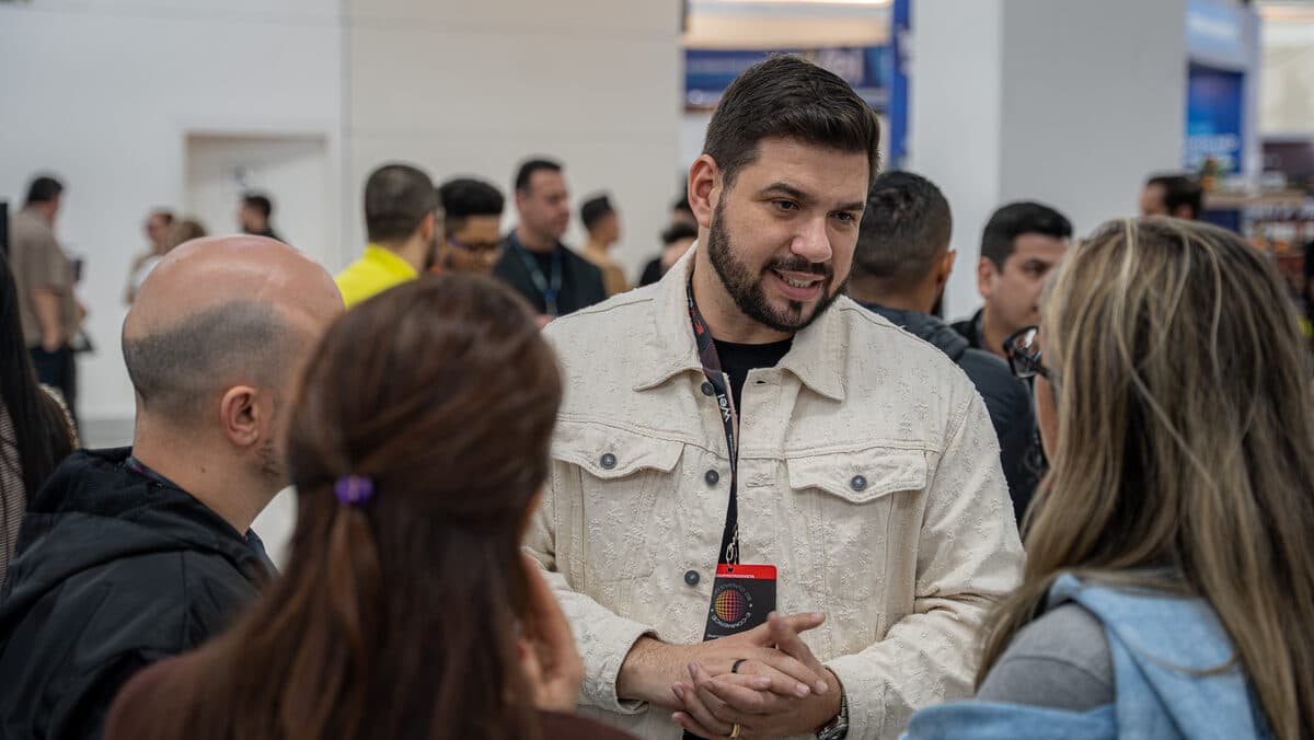 Equipe Vettrus em atendimento